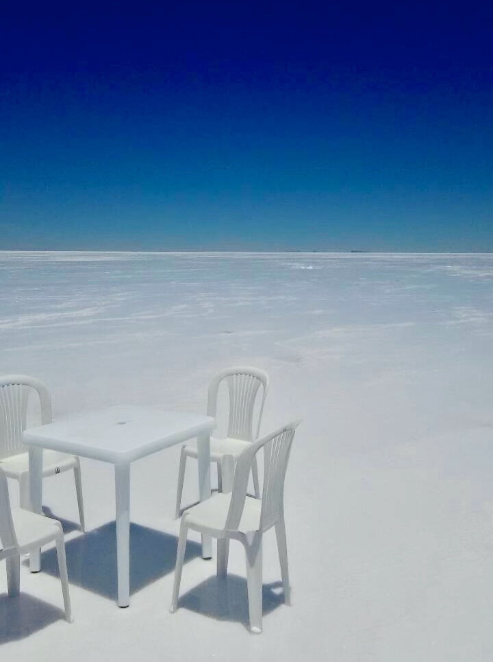 ウユニ塩湖 ランチピクニック