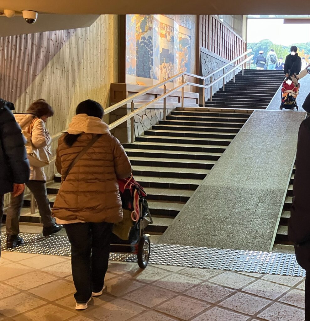 おかげ横丁 地下通路