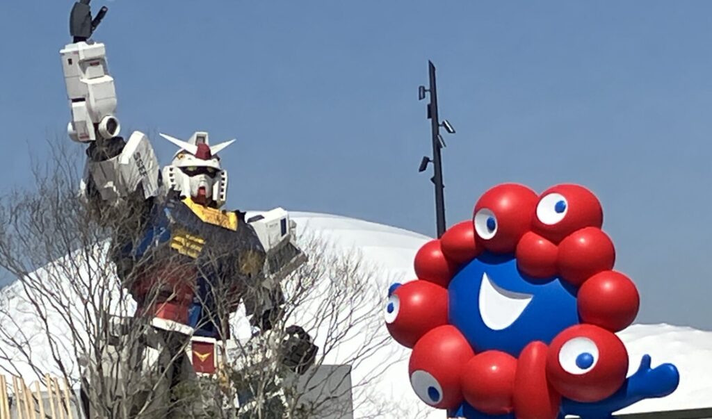 万博 ガンダム館