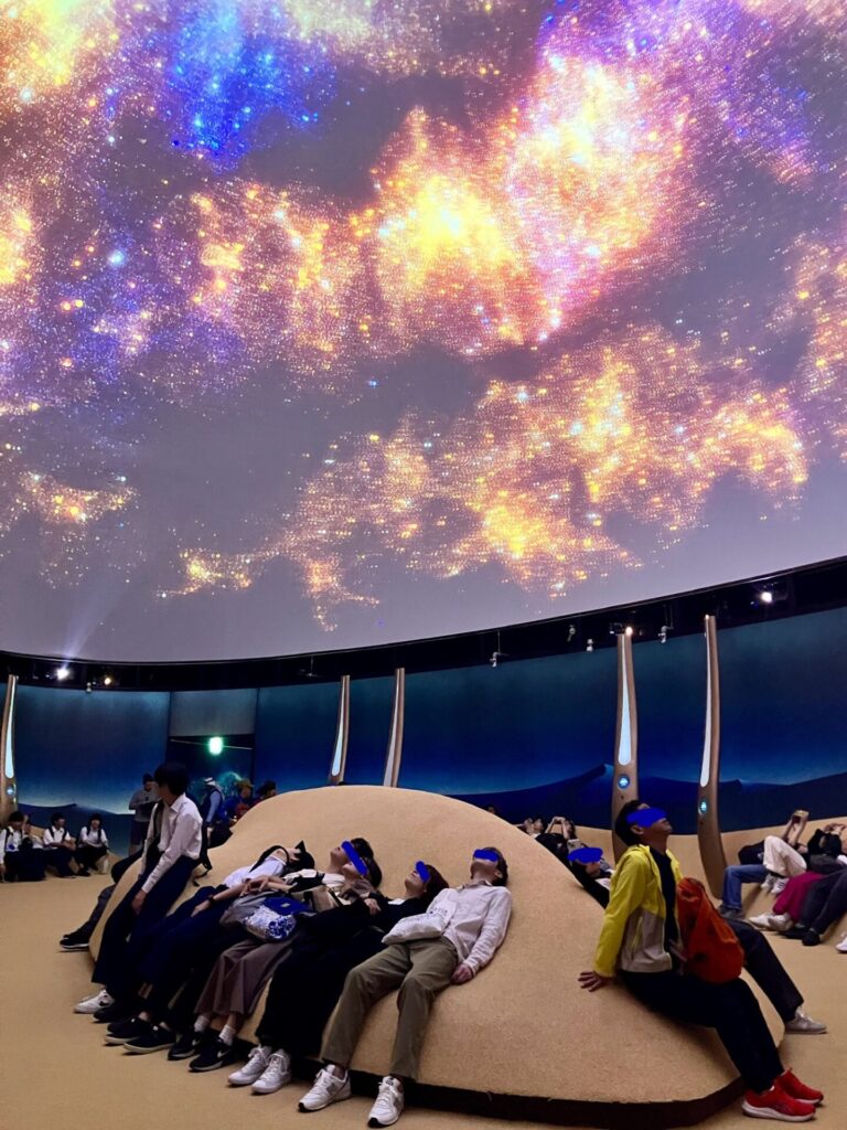 万博 クウェート館 プラネタリウム