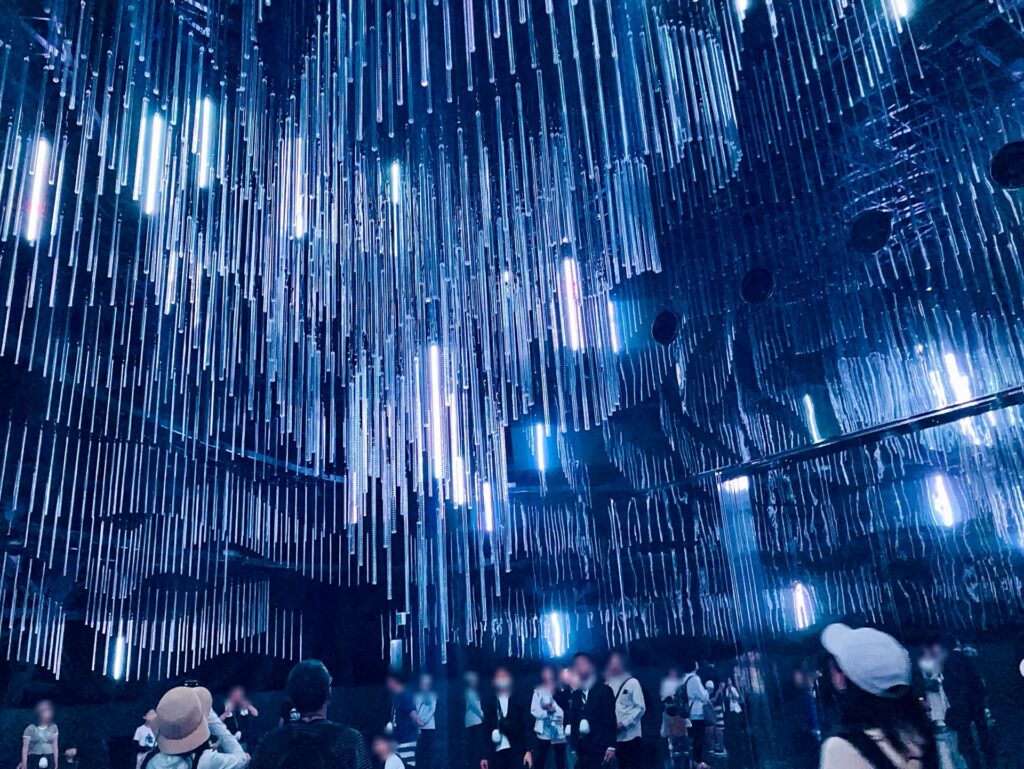 万博 電力館 LEDの部屋