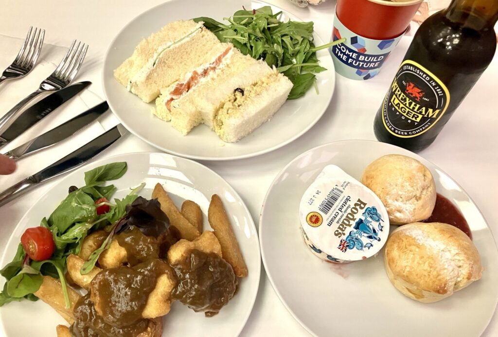 万博 イギリス館 スコーン ロダス