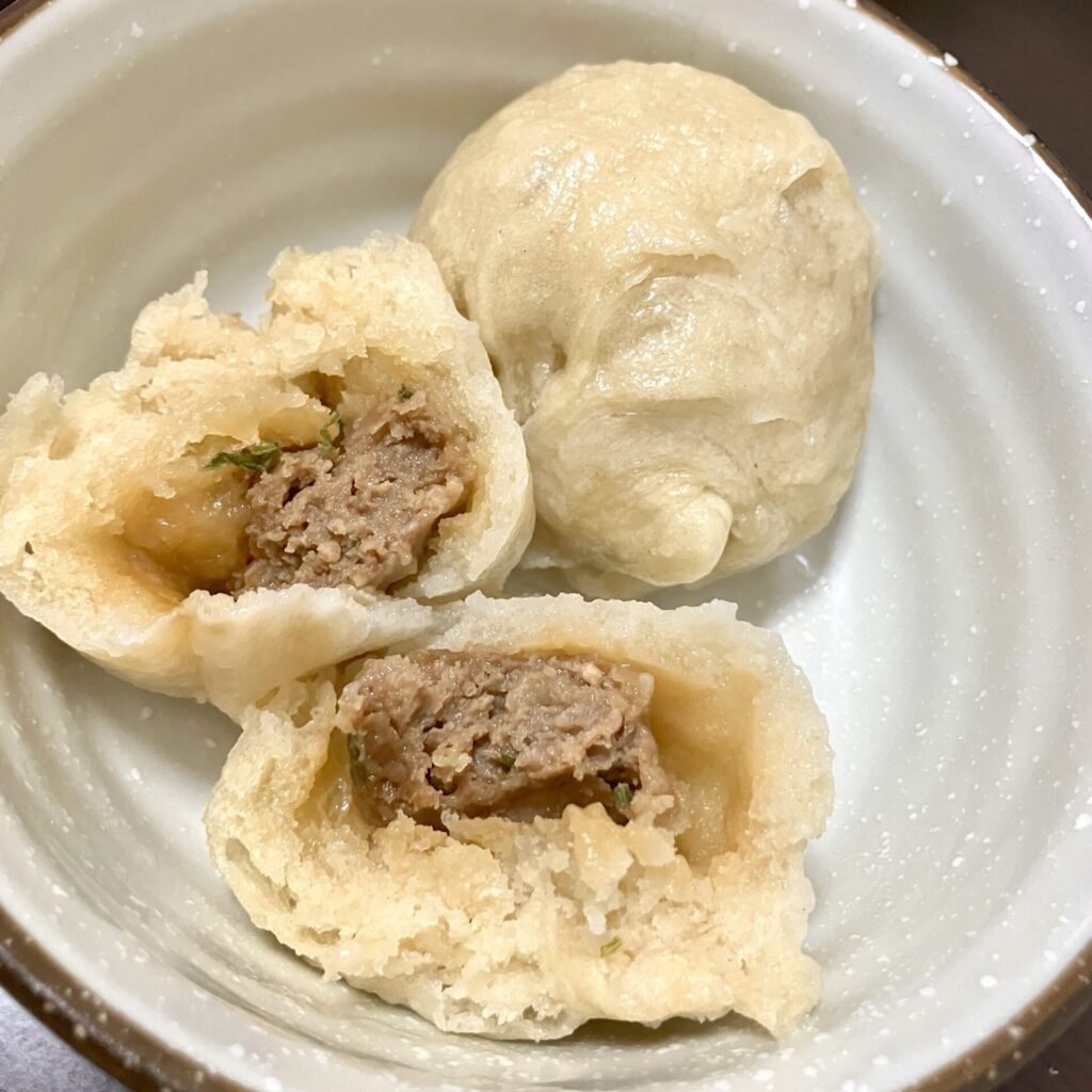 神戸 ロウショウキ 豚まん