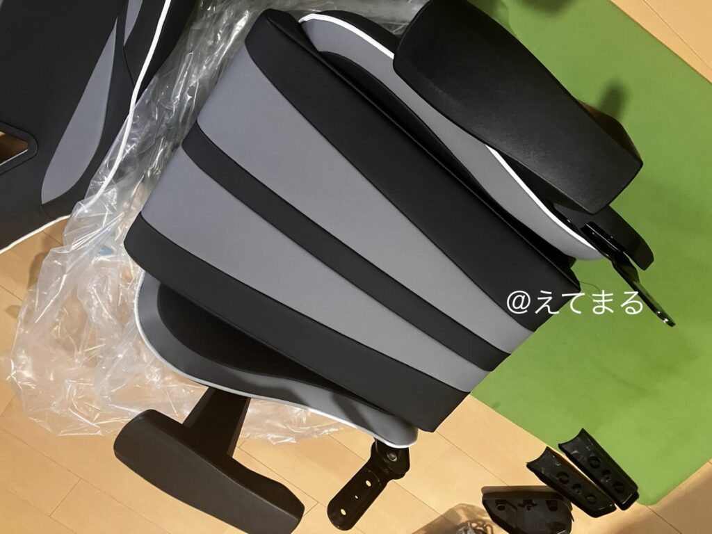 AKレーシング シート 組み立て