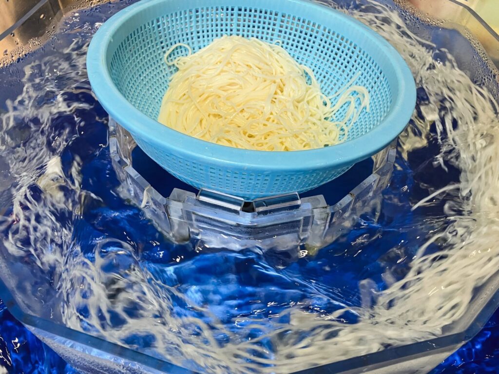 唐船峡そうめん流し 回転式 発祥の地